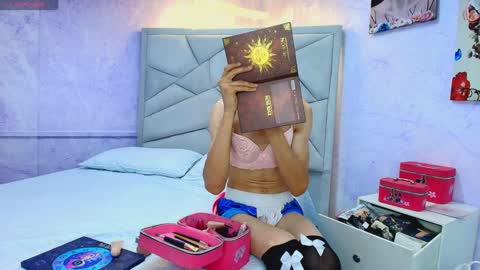 Snapshot of shantala_nastasiia chatting on 13, 9, 2025 shantala nastasiia online show from 13, 9, 2025
