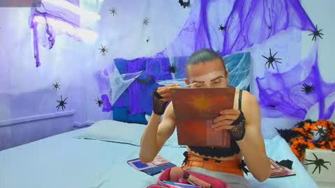 Snapshot of shantala_nastasiia chatting on 12, 10, 2025 shantala nastasiia online show from 12, 10, 2025