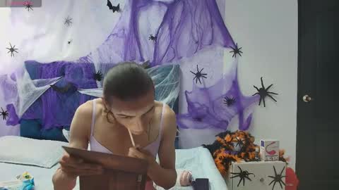 Snapshot of shantala_nastasiia chatting on 13, 10, 2025 shantala nastasiia online show from 13, 10, 2025