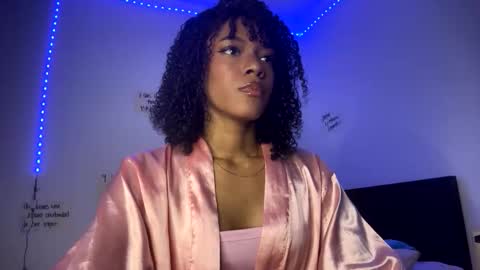Snapshot of shantalwilliams chatting on 1, 6, 2026 shantalwilliams online show from 1, 6, 2026