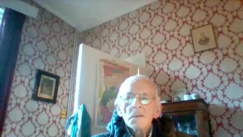 shapelyhelm1 online show from 24, 11, 2025