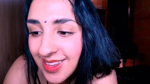 Snapshot of sharain chatting on 8, 1, 2025 My real name is bella Much Gust online show from 8, 1, 2025