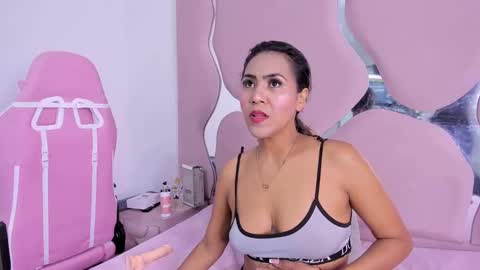 Snapshot of sharithasm chatting on 10, 4, 2026 Sharith online show from 10, 4, 2026