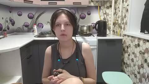 Snapshot of sharleenyodis chatting on 5, 7, 2026 Sara online show from 5, 7, 2026