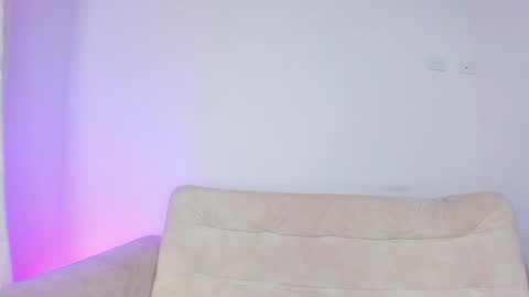 Hi fiends ---- I usually start online from Monday to Friday from 1000 am Saturdays and Sundays at 600 am Colombia time online show from 9, 2, 2025