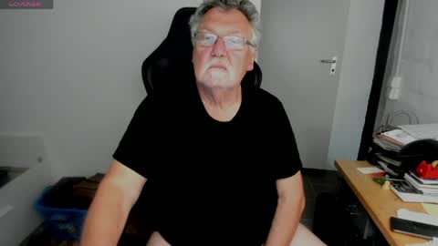 sharlots_pet online show from 24, 5, 2026