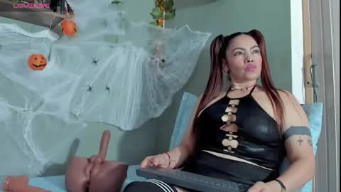 Sharlott online show from 28, 10, 2025