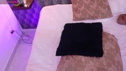 Sharom  online show from 12, 3, 2025