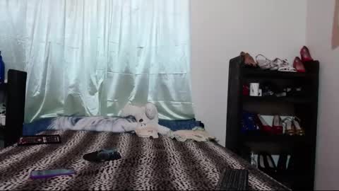 S H A R O N  online show from 9, 1, 2025