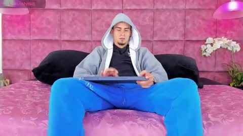 Sharon  Tyga online show from 10, 1, 2026