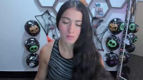 Snapshot of sharonsander1 chatting on 16, 10, 2025 Sharon online show from 16, 10, 2025