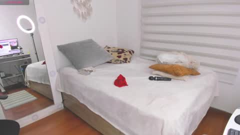 Sharon online show from 4, 2, 2025