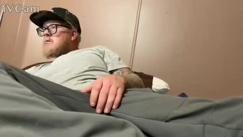 Hard white cock online show from 23, 12, 2025