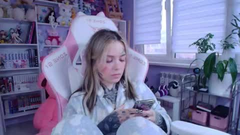 Katrin online show from 1, 12, 2025