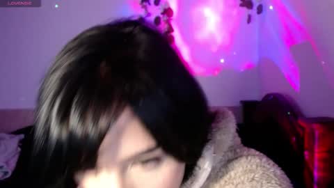 Shayla 3 online show from 24, 9, 2025