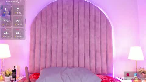 Shayla Davis  online 240 pm - 1000 pm online show from 6, 11, 2025