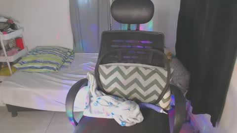 Shayna online show from 8, 3, 2025