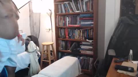 Snapshot of sheepishlion chatting on 8, 11, 2025 sheepishlion online show from 8, 11, 2025