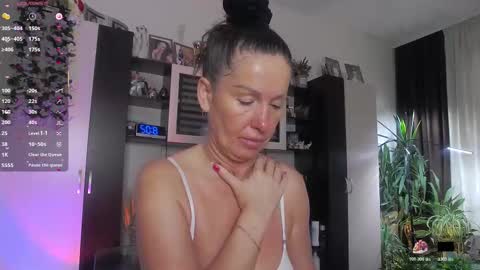 Sheila GMT 2 Tuesday Wednesday Friday Saturday Sunday- 8  5  online show from 3, 3, 2026