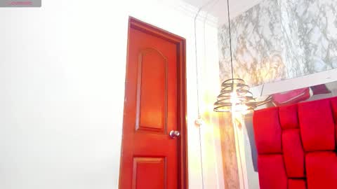 Snapshot of sheilly_brown chatting on 3, 12, 2025 sheilly_brown online show from 3, 12, 2025