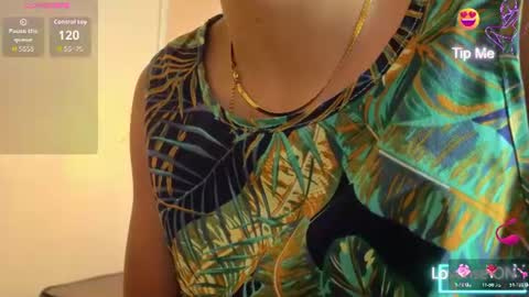 Snapshot of sheilly_brown chatting on 18, 7, 2026 sheilly_brown online show from 18, 7, 2026