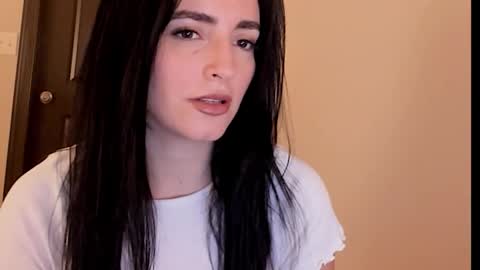 Snapshot of sheisallthat chatting on 15, 11, 2025 sheisallthat online show from 15, 11, 2025