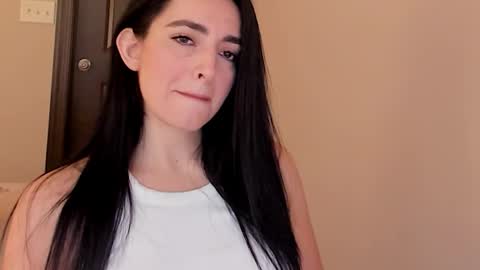 Snapshot of sheisallthat chatting on 21, 11, 2025 sheisallthat online show from 21, 11, 2025