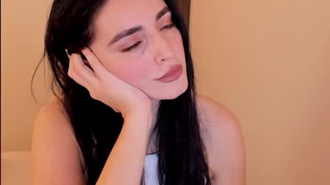 Snapshot of sheisallthat chatting on 26, 11, 2025 sheisallthat online show from 26, 11, 2025