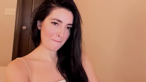 Snapshot of sheisallthat chatting on 19, 12, 2025 sheisallthat online show from 19, 12, 2025