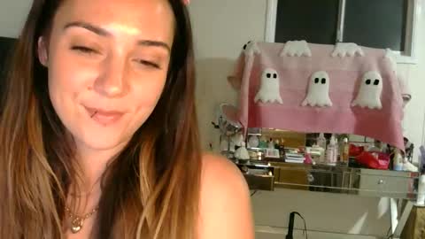 Snapshot of shelikesrbs chatting on 11, 11, 2025 Rbgirl online show from 11, 11, 2025