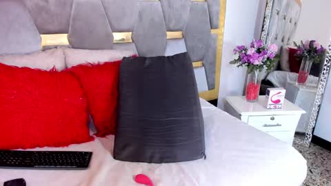 Snapshot of shellbydior chatting on 9, 3, 2025 shellbydior online show from 9, 3, 2025