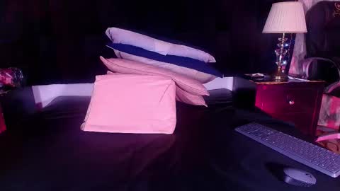 Shelsy online show from 6, 11, 2025