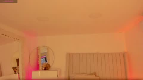 Snapshot of shelynna_azzul chatting on 5, 5, 2026 shelynna_azzul online show from 5, 5, 2026