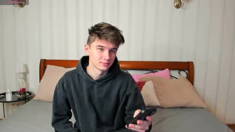 Max online show from 27, 9, 2025