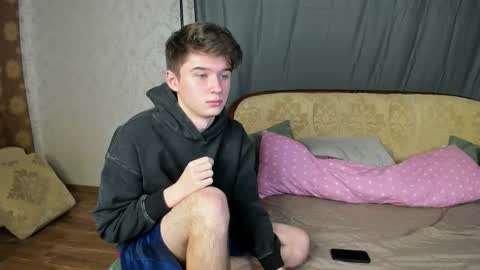 Max online show from 15, 10, 2025