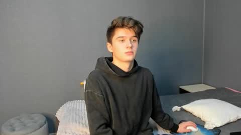 Max online show from 16, 10, 2025