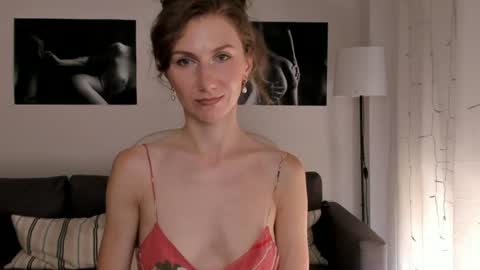 shesleepsnaked online show from 12, 7, 2026