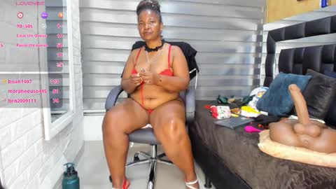 Snapshot of sheyla__ebony chatting on 8, 3, 2026 sheyla__ebony online show from 8, 3, 2026