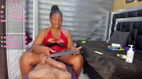 Snapshot of sheyla__ebony chatting on 18, 4, 2026 sheyla__ebony online show from 18, 4, 2026