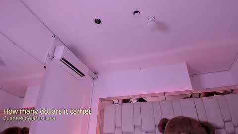 Sheyla Bakerr  online show from 31, 1, 2025