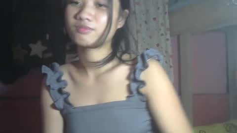 Snapshot of shimmering_kate chatting on 13, 12, 2024 shimmering_kate online show from 13, 12, 2024