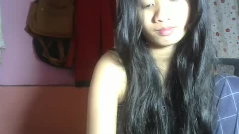 Snapshot of shimmering_kate chatting on 8, 1, 2025 shimmering_kate online show from 8, 1, 2025