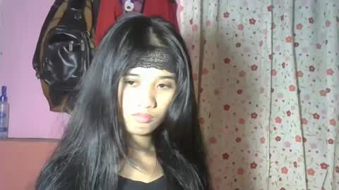 Snapshot of shimmering_kate chatting on 13, 1, 2025 shimmering_kate online show from 13, 1, 2025