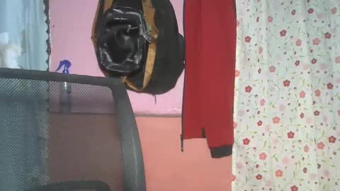 Snapshot of shimmering_kate chatting on 14, 1, 2025 shimmering_kate online show from 14, 1, 2025