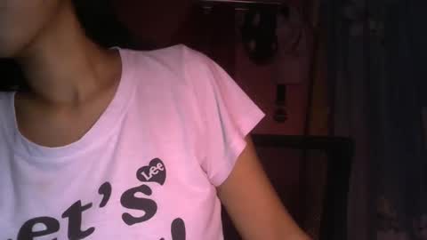 Snapshot of shimmering_kate chatting on 27, 1, 2025 shimmering_kate online show from 27, 1, 2025