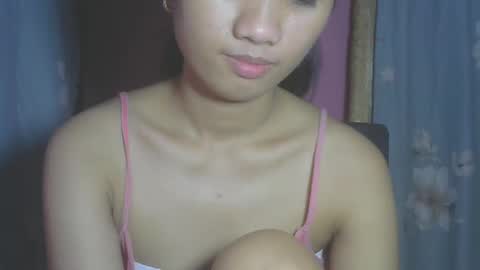 Snapshot of shimmering_kate chatting on 4, 3, 2025 shimmering_kate online show from 4, 3, 2025