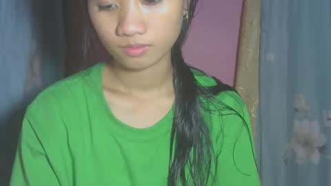 Snapshot of shimmering_kate chatting on 6, 3, 2025 shimmering_kate online show from 6, 3, 2025