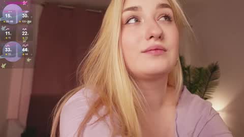 Snapshot of shine_polly chatting on 31, 12, 2024 Polly online show from 31, 12, 2024