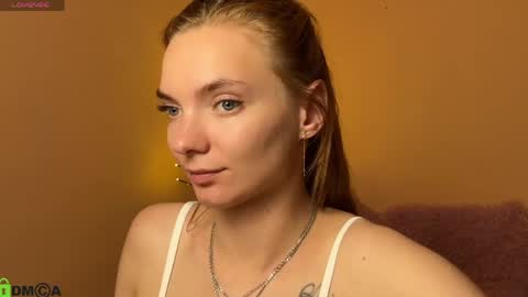 Snapshot of shinelikea_diamond chatting on 4, 5, 2026 Alexis online show from 4, 5, 2026