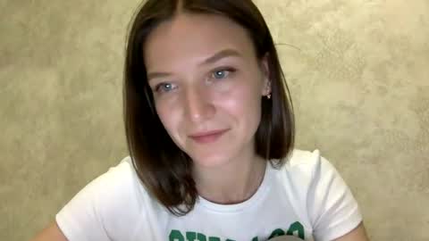 Snapshot of shining_pearl chatting on 24, 6, 2026 Jesica online show from 24, 6, 2026